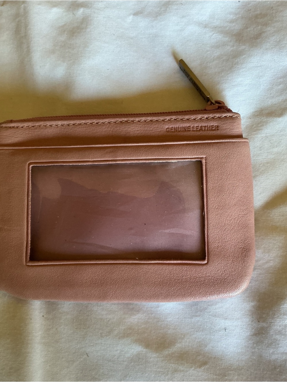 Kenneth Cole Reaction Pink Coin Pouch Wallet - Picture 2 of 4